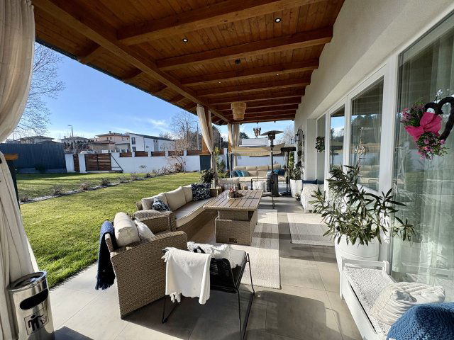 Eladó családi ház, Siófokon 258 M Ft, 4 szobás