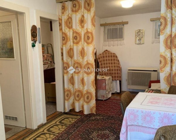 Eladó nyaraló, Gárdonyban 33 M Ft, 2+1 szobás