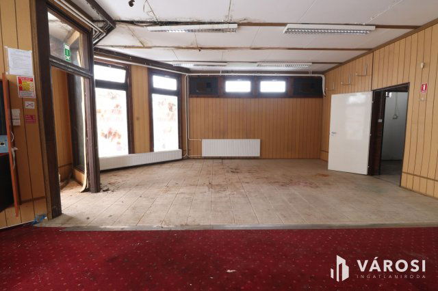 Eladó üzlethelyiség, Szegeden 279 M Ft, 2 szobás