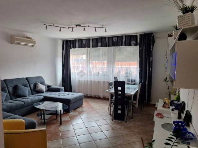 Eladó családi ház, Dunaharasztin 99 M Ft, 5 szobás
