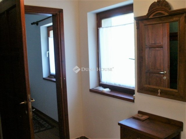 Kiadó családi ház, albérlet, Velencén 230 E Ft / hó