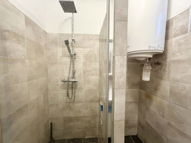 Eladó családi ház, Pápán 48 M Ft, 3 szobás