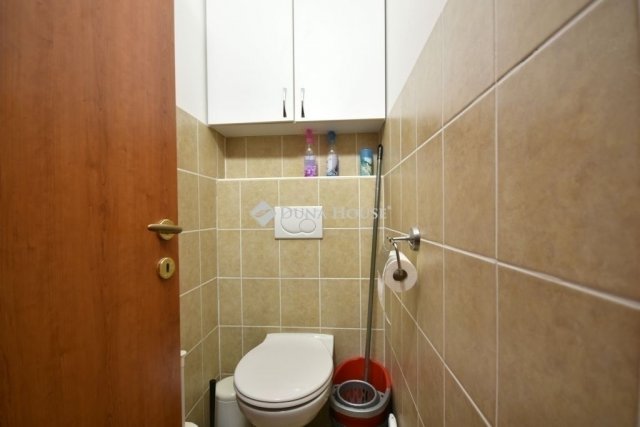 Eladó téglalakás, Budapesten, XIV. kerületben 85.9 M Ft
