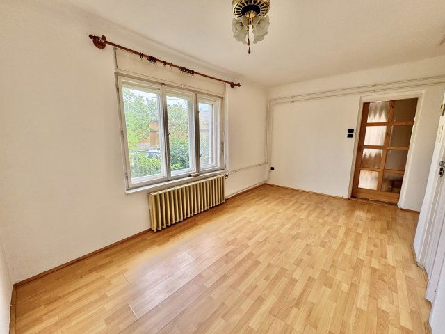 Eladó családi ház, Dunaharasztin 46.9 M Ft, 2 szobás