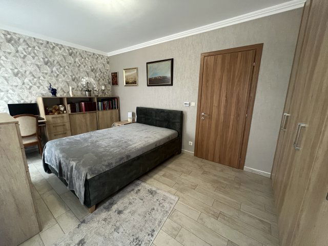 Eladó téglalakás, Debrecenben 144 M Ft, 3 szobás