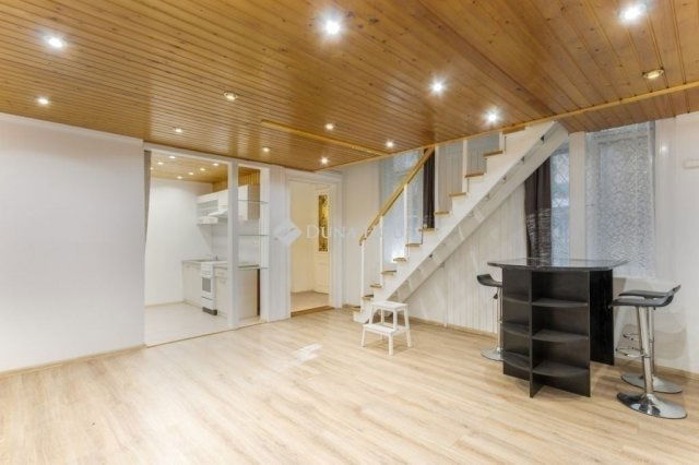 Eladó téglalakás, Budapesten, VIII. kerületben 49.9 M Ft