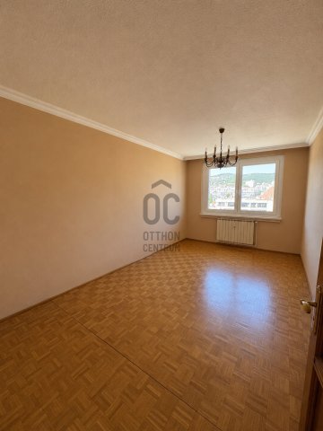 Eladó panellakás, Budapesten, III. kerületben 75.9 M Ft, 3 szobás