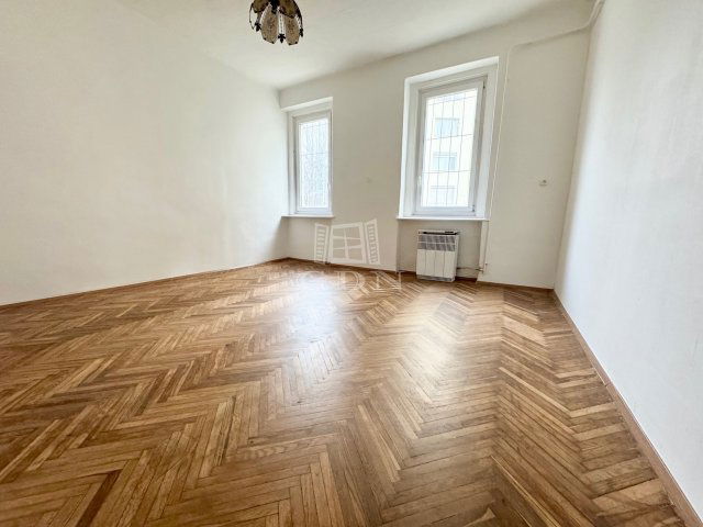 Eladó téglalakás, Budapesten, IV. kerületben 42.9 M Ft, 1 szobás