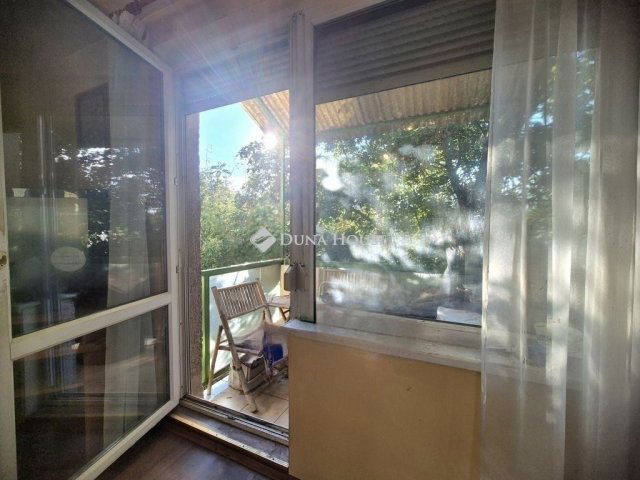 Eladó téglalakás, Budapesten, III. kerületben 91.5 M Ft