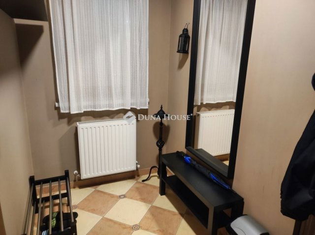 Eladó üzlethelyiség, Nagykátán 95 M Ft / költözzbe.hu