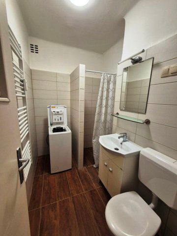 Kiadó téglalakás, albérlet, Pécsett 150 E Ft / hó, 1 szobás