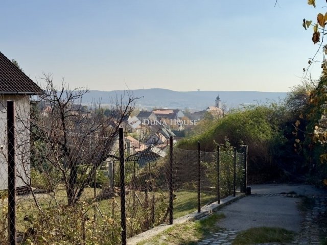 Eladó családi ház, Budaörsön 145 M Ft, 5+1 szobás