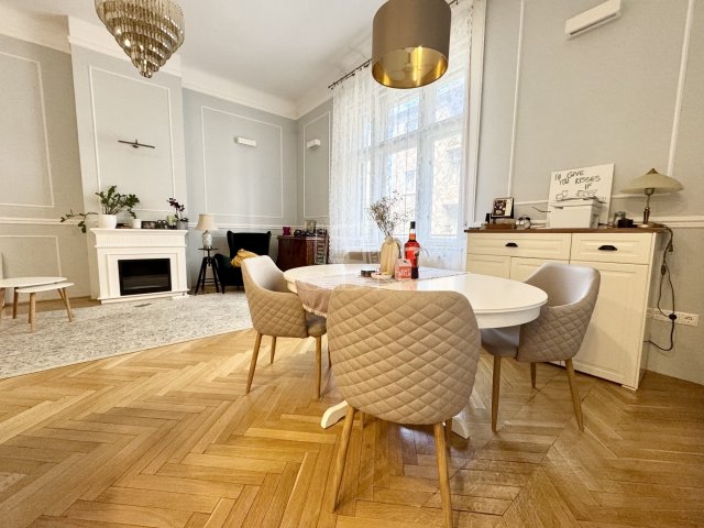 Kiadó téglalakás, albérlet, Budapesten, I. kerületben, 3 szobás