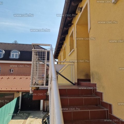 Eladó családi ház, Budapesten, XVI. kerületben 195 M Ft
