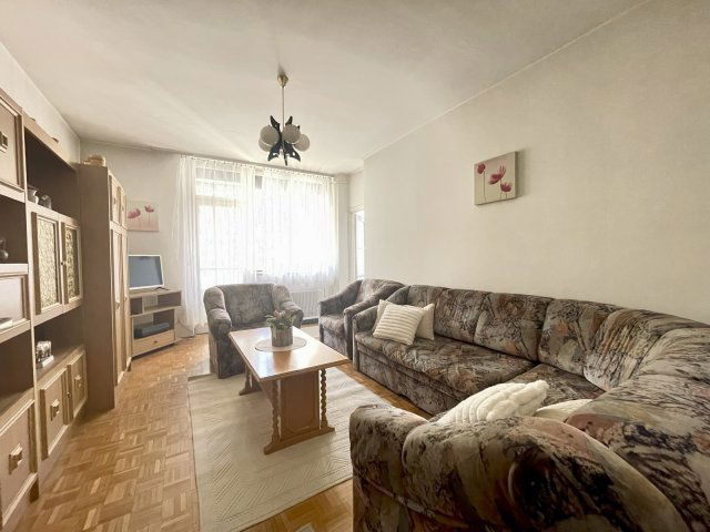 Eladó téglalakás, IV. kerületben, Káposztásmegyeri úton