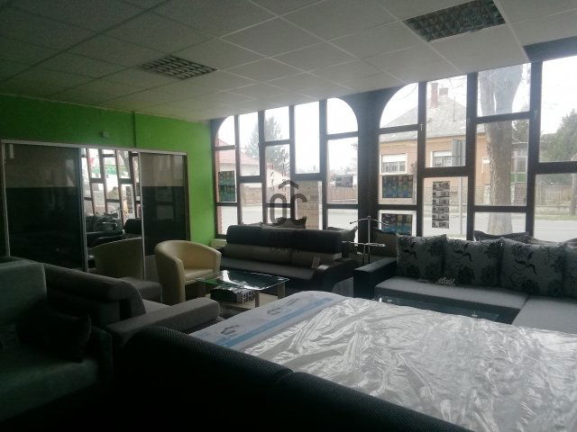 Eladó üzlethelyiség, Sárváron 80 M Ft / költözzbe.hu