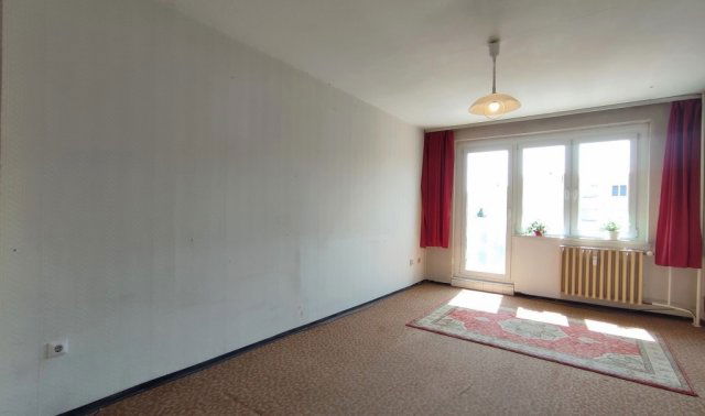 Eladó panellakás, Székesfehérvárott 40.9 M Ft, 2 szobás
