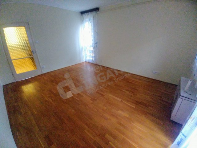 Kiadó téglalakás, albérlet, XIII. kerületben, Jász utcában