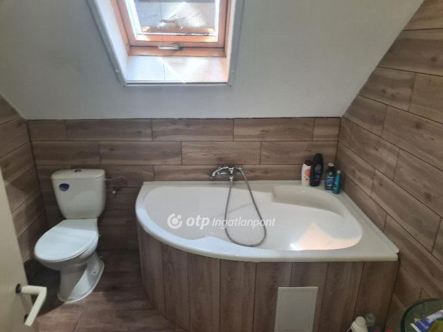 Eladó családi ház, Érden 117 M Ft, 6 szobás