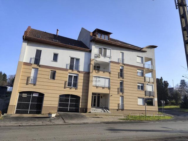 Eladó téglalakás, Nagykanizsán 56.9 M Ft, 3 szobás