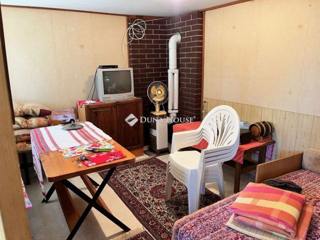 Eladó telek, Pécsett 8.5 M Ft / költözzbe.hu