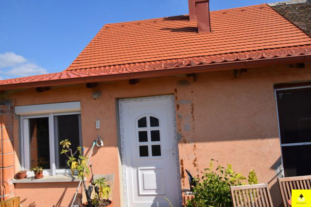 Eladó ikerház, Szombathelyen 48.5 M Ft, 3 szobás