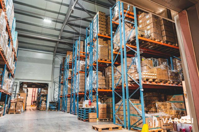 Eladó ipari ingatlan, Debrecenben 2250 M Ft / költözzbe.hu