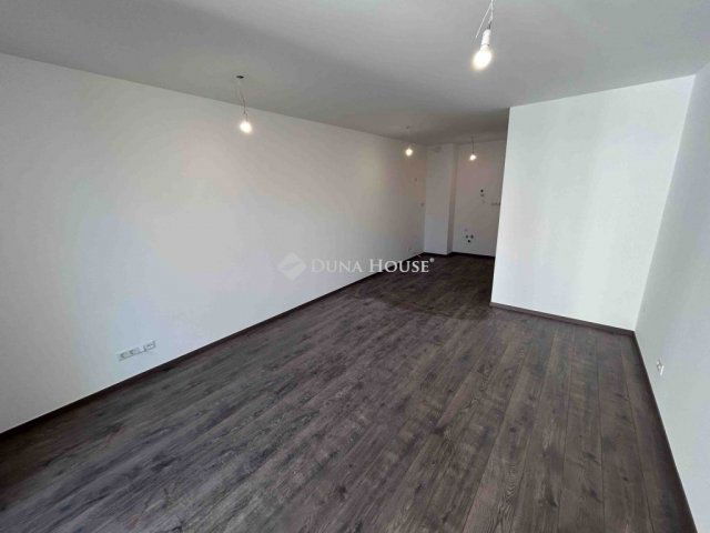 Eladó téglalakás, Budapesten, VIII. kerületben 99.9 M Ft