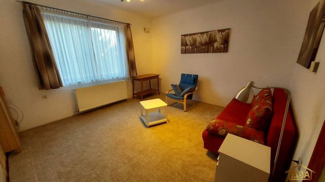 Kiadó téglalakás, albérlet, XIV. kerületben, Czobor utcában