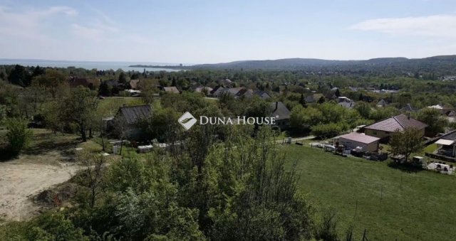 Eladó telek, Balatonfűzfőn 68 M Ft / költözzbe.hu