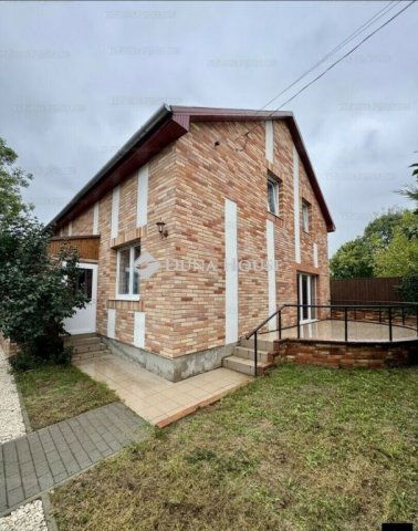 Eladó családi ház, Zsámbékon 164.99 M Ft, 1 szobás