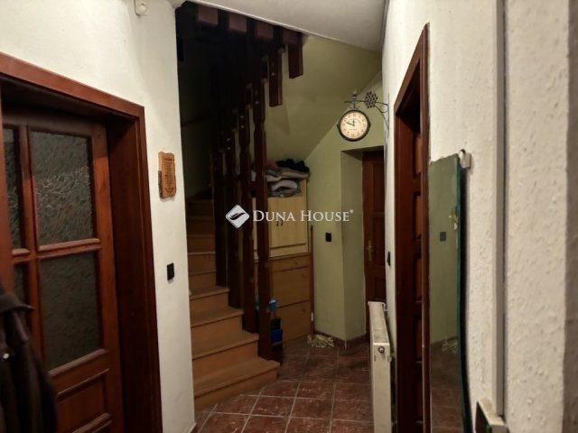 Eladó családi ház, Dunaharasztin 92.286 M Ft, 4 szobás