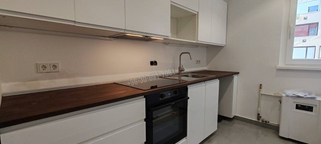Eladó téglalakás, Hatvanban, Pázsit utcában 49 M Ft, 2 szobás