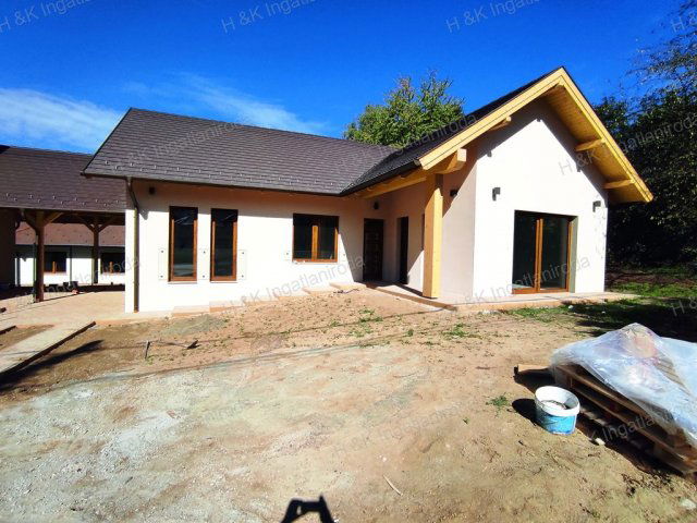 Eladó családi ház, Veresegyházon 146.8 M Ft, 5 szobás