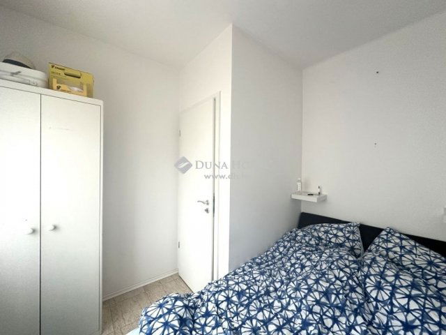 Eladó téglalakás, Kecskeméten 59.9 M Ft, 2 szobás