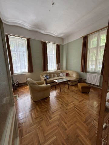 Eladó téglalakás, Székesfehérvárott 76 M Ft, 1+2 szobás