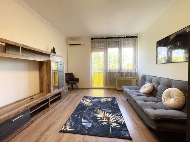 Kiadó téglalakás, albérlet, Debrecenben 220 E Ft / hó, 3 szobás