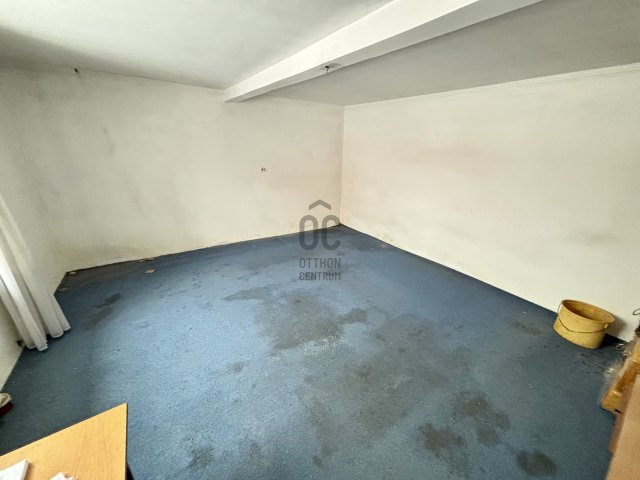 Eladó családi ház, Hajdúszováton 21.9 M Ft, 3 szobás