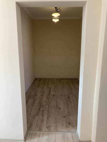 Eladó panellakás, Veszprémben 63.9 M Ft, 3 szobás