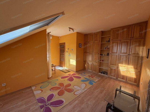 Eladó sorház, Debrecenben 105.9 M Ft, 3+1 szobás