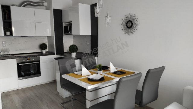 Kiadó téglalakás, albérlet, XIII. kerületben, Dévai utcában
