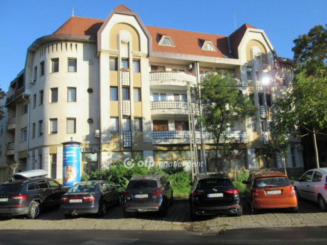 Kiadó iroda, Kecskeméten 1100 E Ft / hó / költözzbe.hu