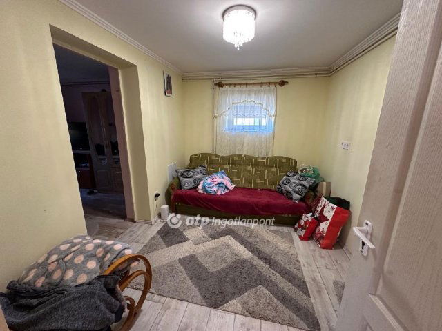 Eladó családi ház, Csévharaszton 60 M Ft, 1+1 szobás