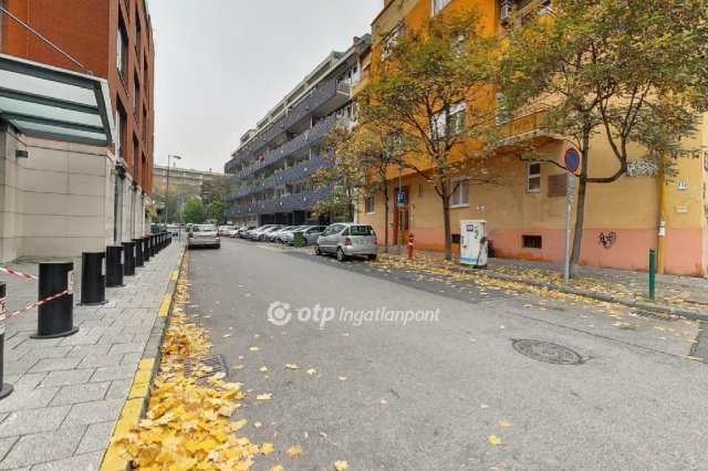 Eladó téglalakás, Budapesten, II. kerületben 109 M Ft