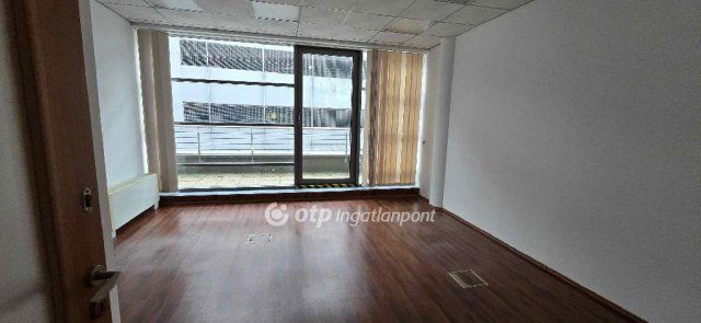 Eladó iroda, Debrecenben 650 M Ft / költözzbe.hu