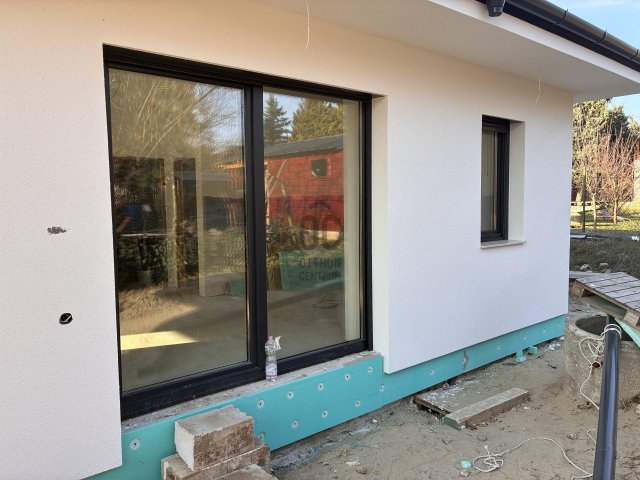 Eladó családi ház, Gödön 109.9 M Ft, 4 szobás