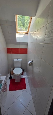 Eladó családi ház, Budaörsön 295 M Ft, 5 szobás