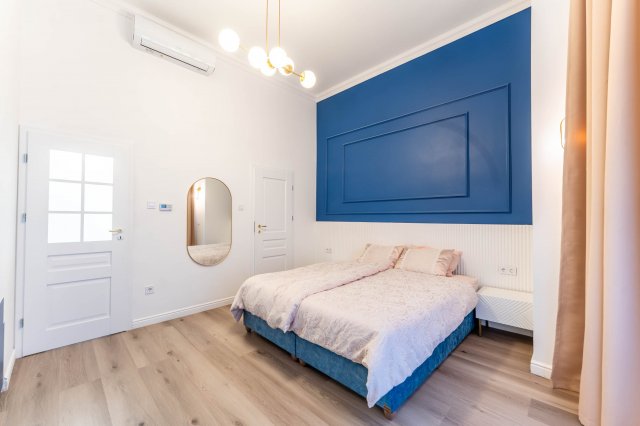 Eladó téglalakás, Budapesten, VII. kerületben 165 M Ft, 3 szobás