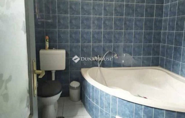 Eladó családi ház, Veresegyházon 128 M Ft, 5 szobás