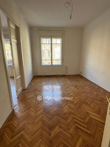 Eladó téglalakás, Budapesten, VII. kerületben 84.9 M Ft